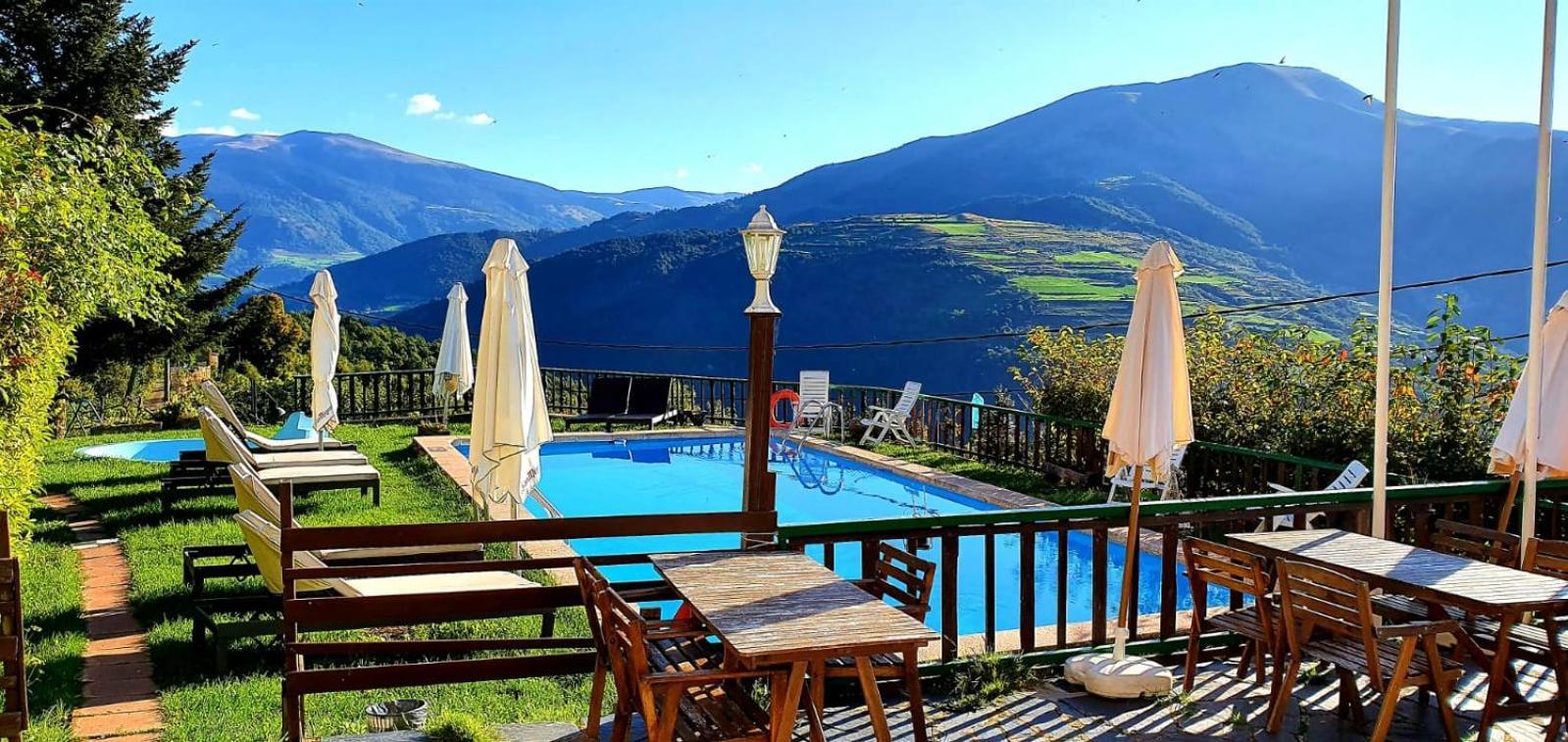 Hotel Terralta Campelles Exterior photo